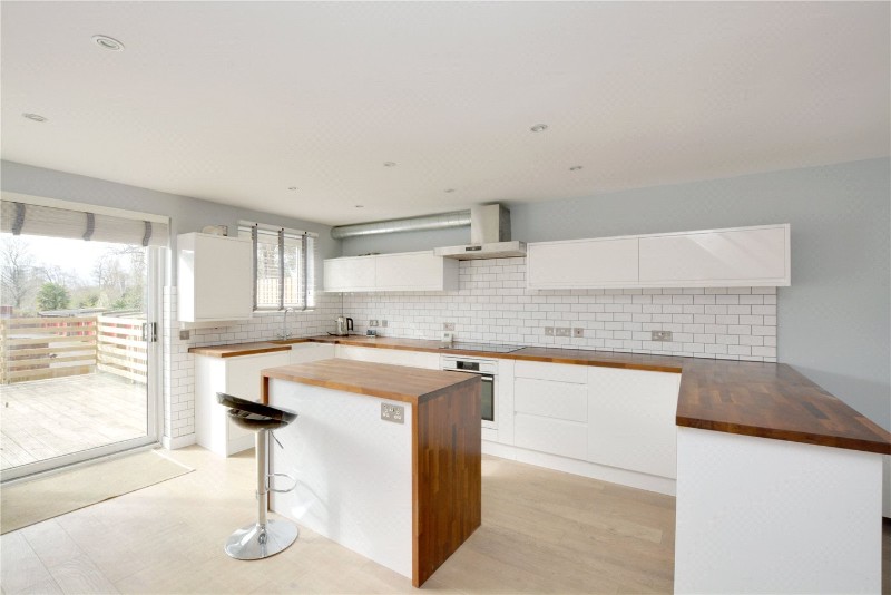 Manor Way, London, SE3