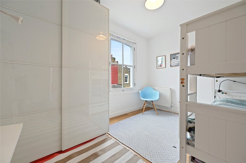 Davis Road, London, W3