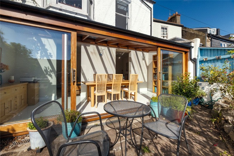 Clarence Hill, Dartmouth, TQ6