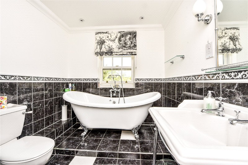 Sussex Road, Petersfield, Hampshire, GU31