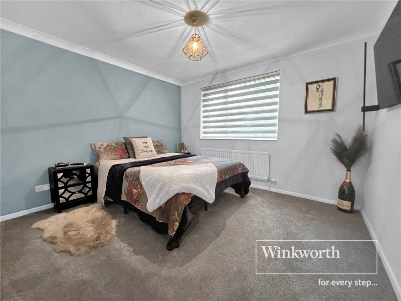Bracken Road, Ferndown, BH22