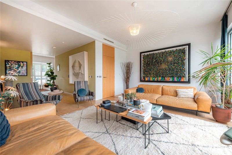 Pangbourne Avenue, London, W10