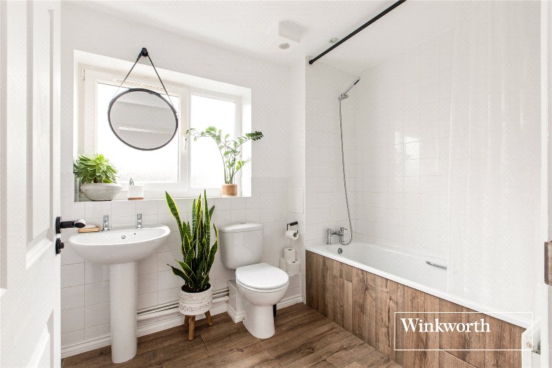 Montague Close, High Barnet, EN5