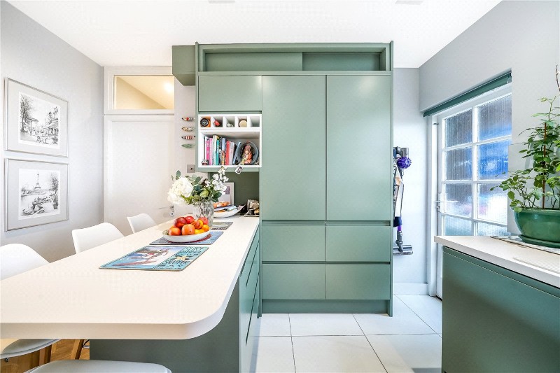 South Grove, London, N6