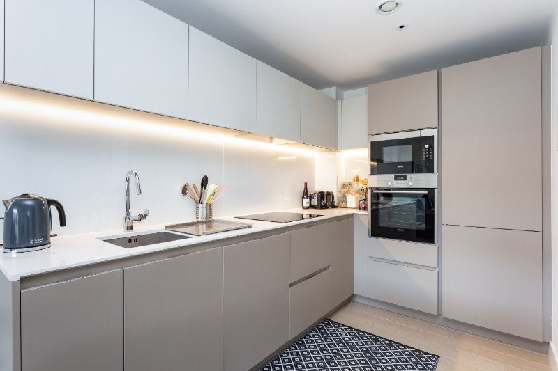 Canalside Square, London, N1