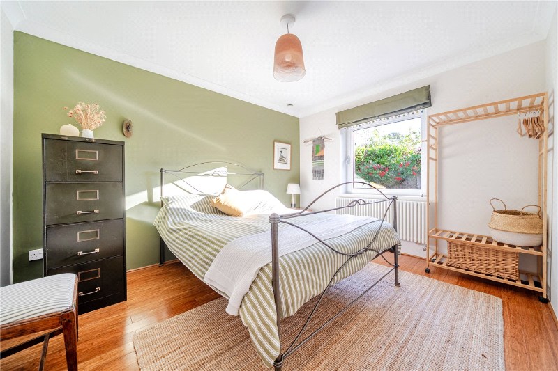 Bat & Ball Lane, Farnham, Surrey, GU10