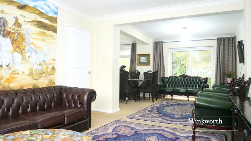 Elmbank Avenue, Barnet, EN5