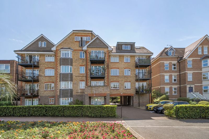 Bromley Road, Beckenham, BR3