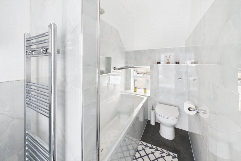 Gleneagle Road, London, SW16