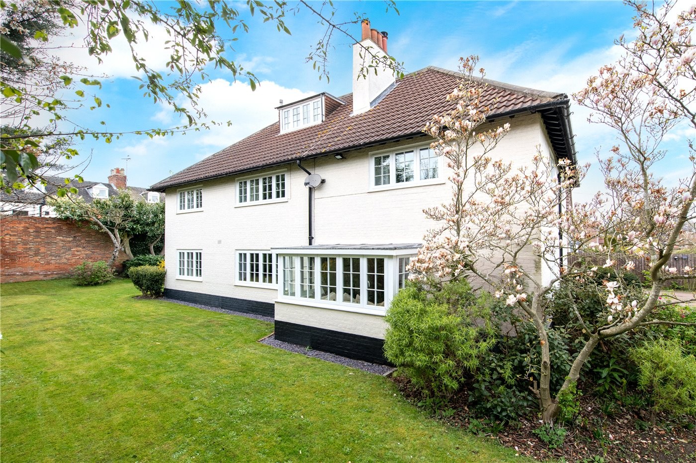 6 bedroom property for sale in Welby Gardens, Grantham, Lincolnshire