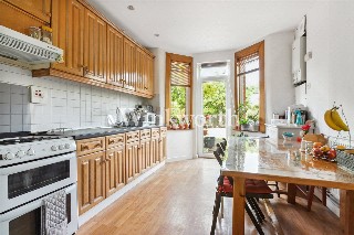 Boundary Road, London, N22
