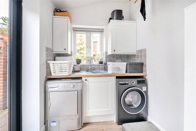 Morrish Grove, Kintbury, Hungerford, Berkshire, RG17