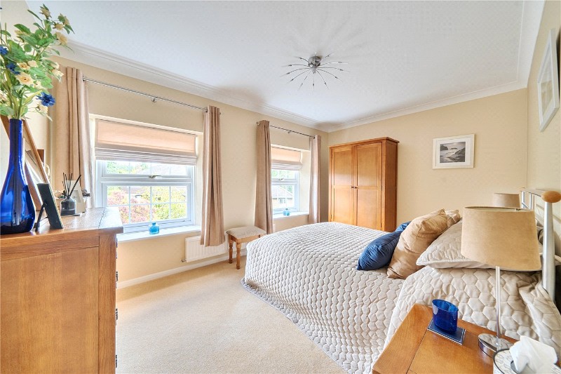 Kestrel Close, Ewshot, Farnham, GU10