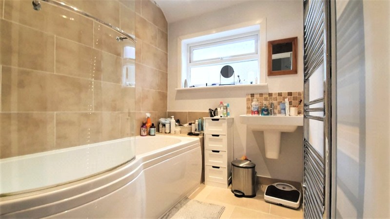 Bonnersfield Lane, Harrow, HA1