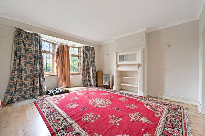Second Avenue, London, W3