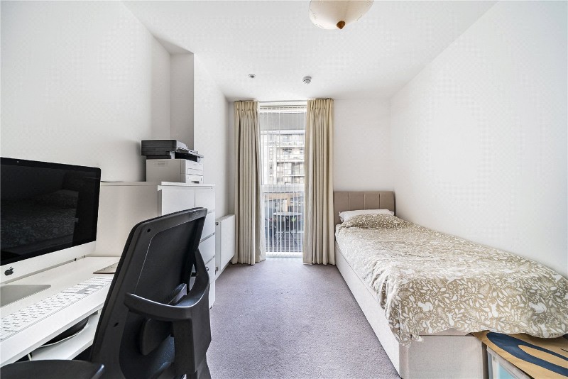 Granite Apartments, 30 River Gardens Walk, Greenwich, London, SE10
