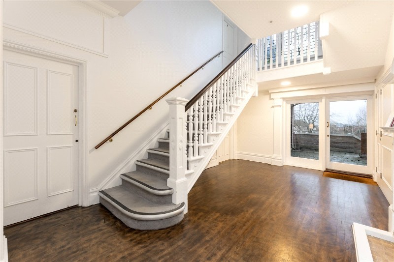 Chartfield Avenue, London, SW15
