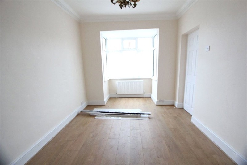 Hazelwood Grove, Leigh-on-Sea, Essex, SS9