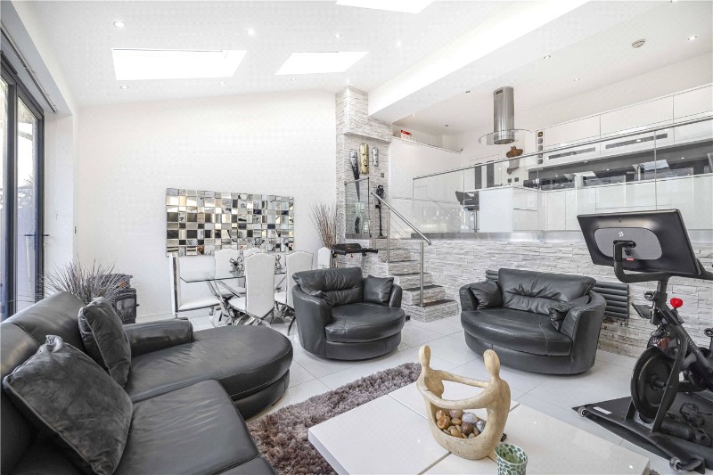 Fordel Road, London, SE6