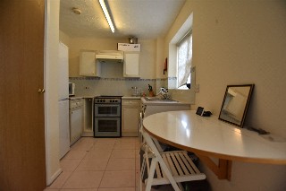 Lowry Court, London, SE16