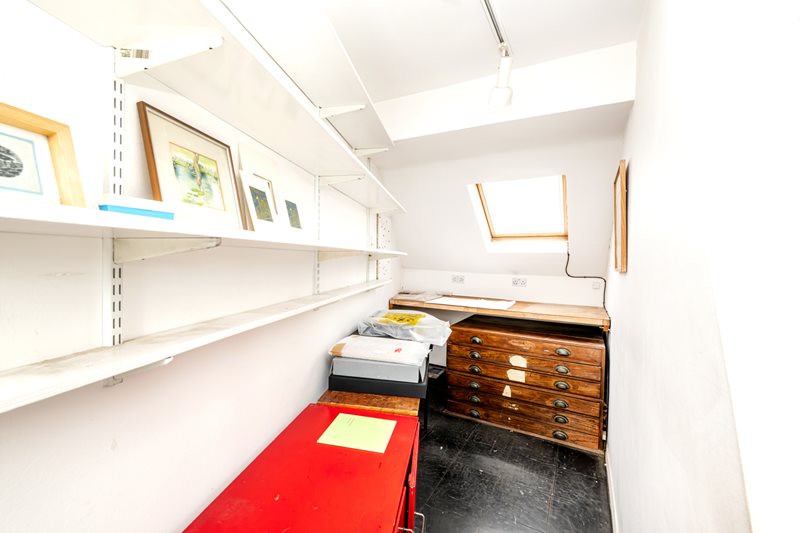 Eynham Road, London, W12
