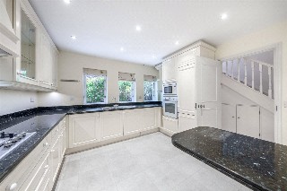 Spencer Walk, London, NW3