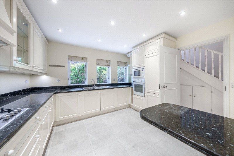 Spencer Walk, London, NW3
