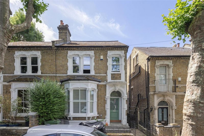 Becondale Road, London, SE19