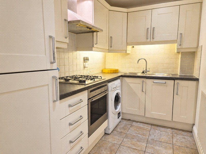 Moon Lane, High Barnet, EN5
