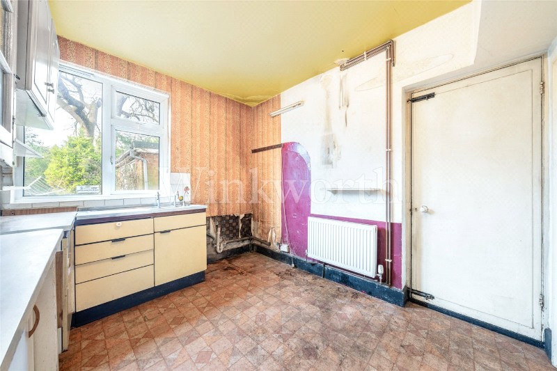 Basing Hill, London, NW11