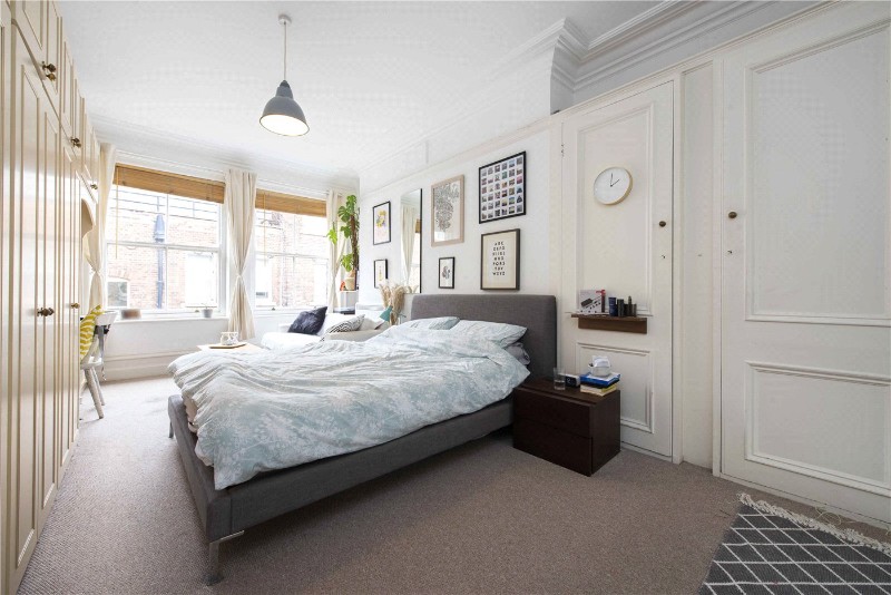 Bedford Avenue, London, WC1B