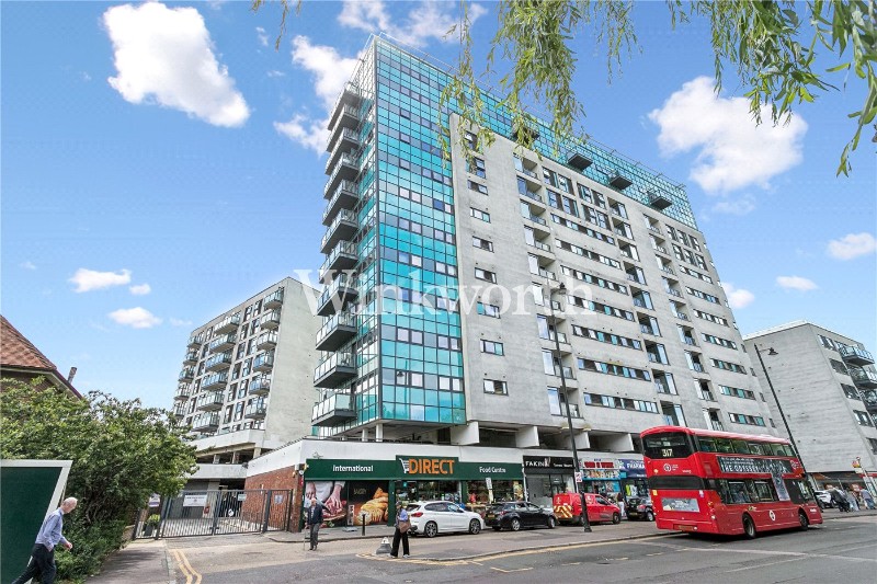 Colman Parade, Southbury Road, Enfield, EN1