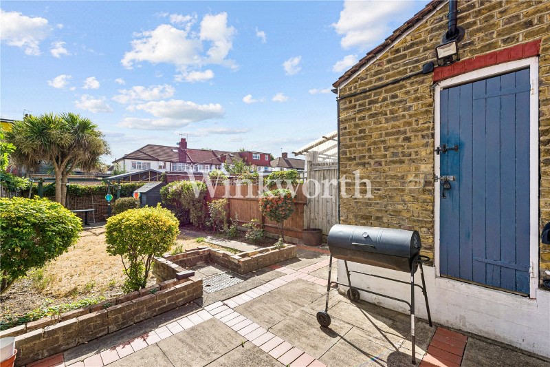 Ash Grove, London, N13