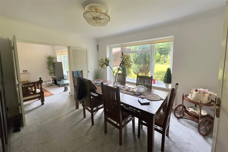 Lakeside Drive, Stoke Poges, Bucks, SL2