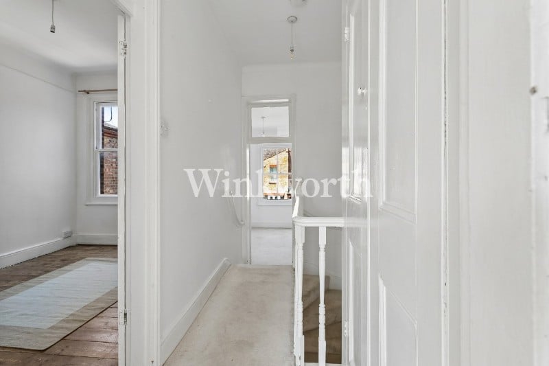 Lymington Avenue, London, N22