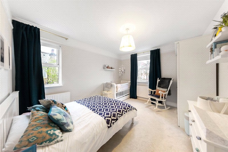 Oxford Gardens, Chiswick, W4