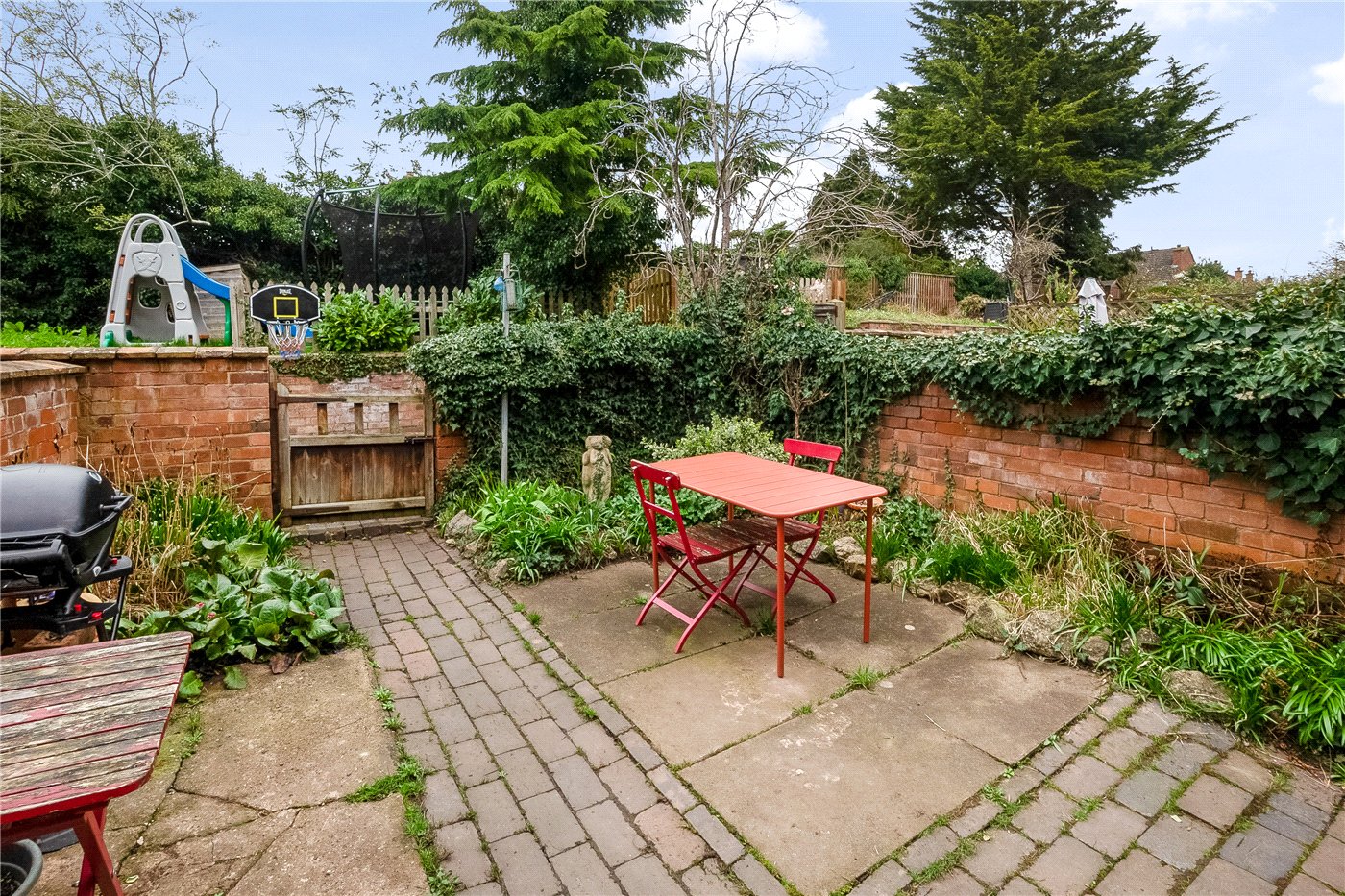 Garden Angle 2
