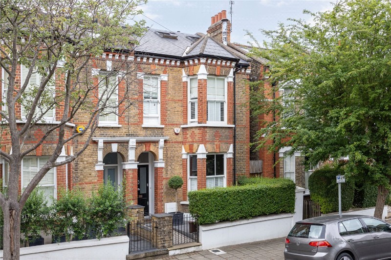 Santos Road, London, SW18