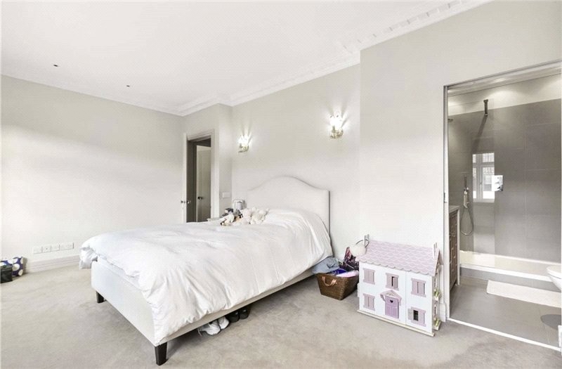 Belgrave Road, Barnes, London, SW13