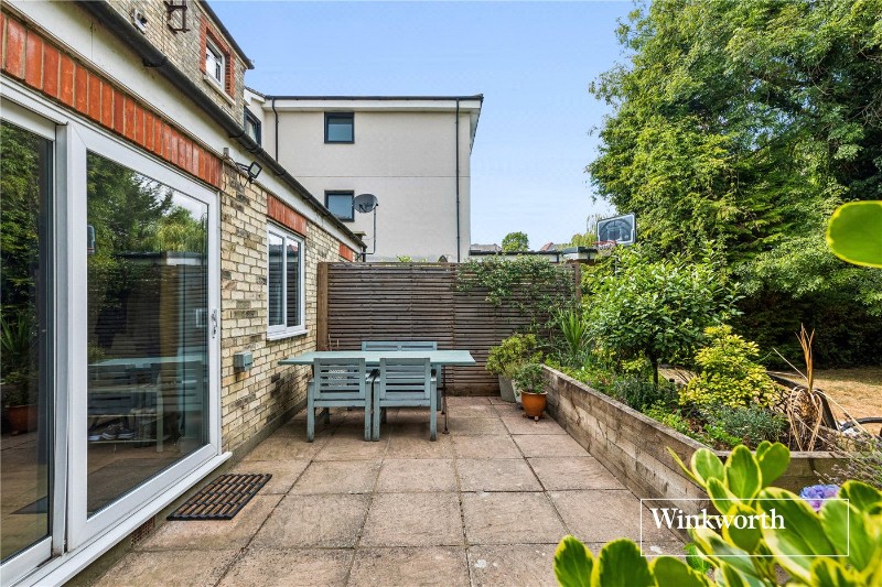 Etchingham Park Road, Finchley, London, N3