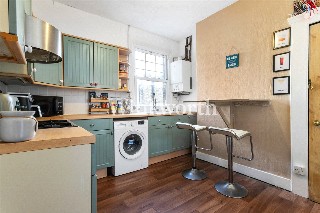 Park Avenue, London, N13