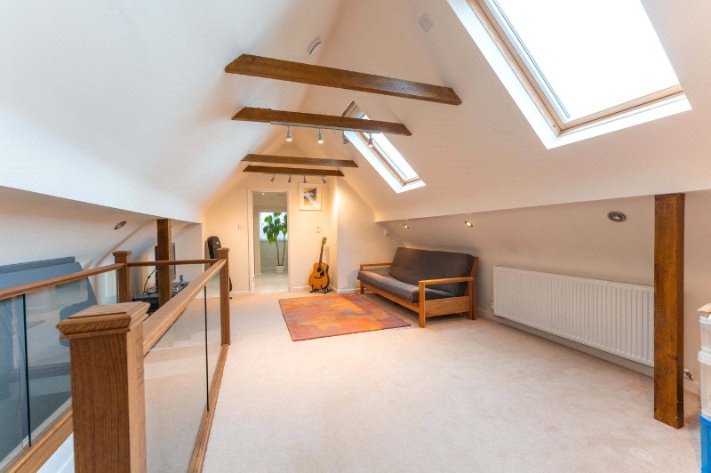 Almond Avenue, Leamington Spa, Warwickshire, CV32