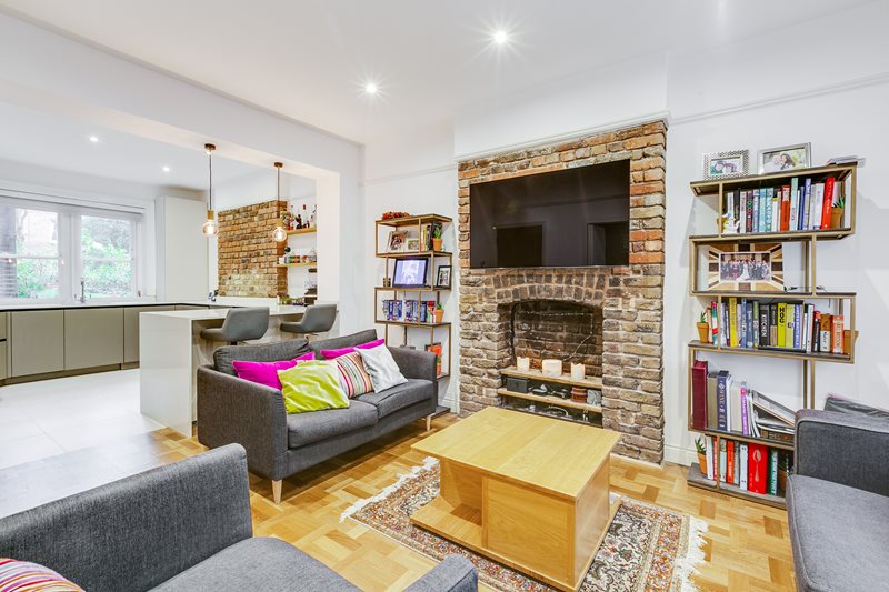 Ashworth Mansions, Grantully Road, Maida Vale, London, W9