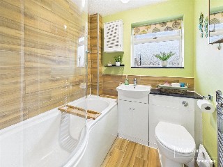 Derwent Road, Thatcham, Berkshire, RG19