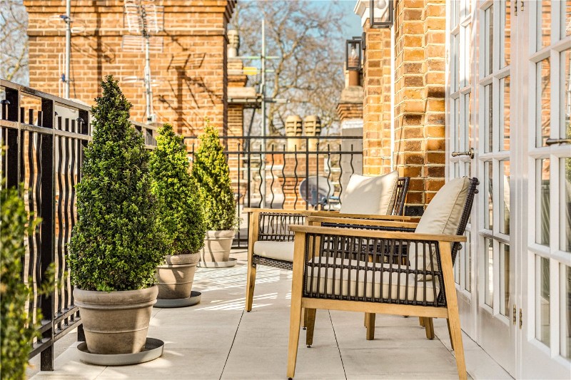 South Street, London, W1K