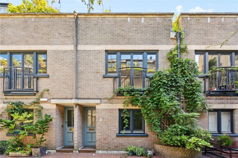 Kensington Gardens Square, London, W2
