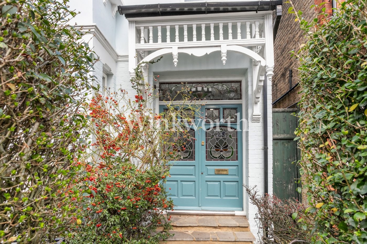 3 bedroom property for sale in Windsor Road, London, N13 (Ref PGN210179) £725,000