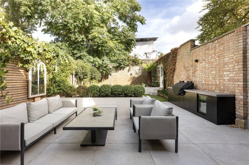 Carmalt Gardens, London, SW15