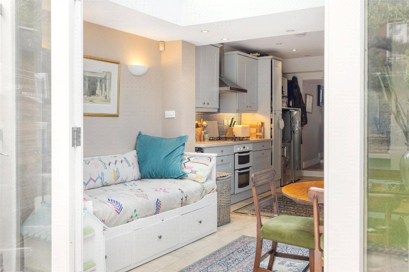 Cleaver Square, London, SE11