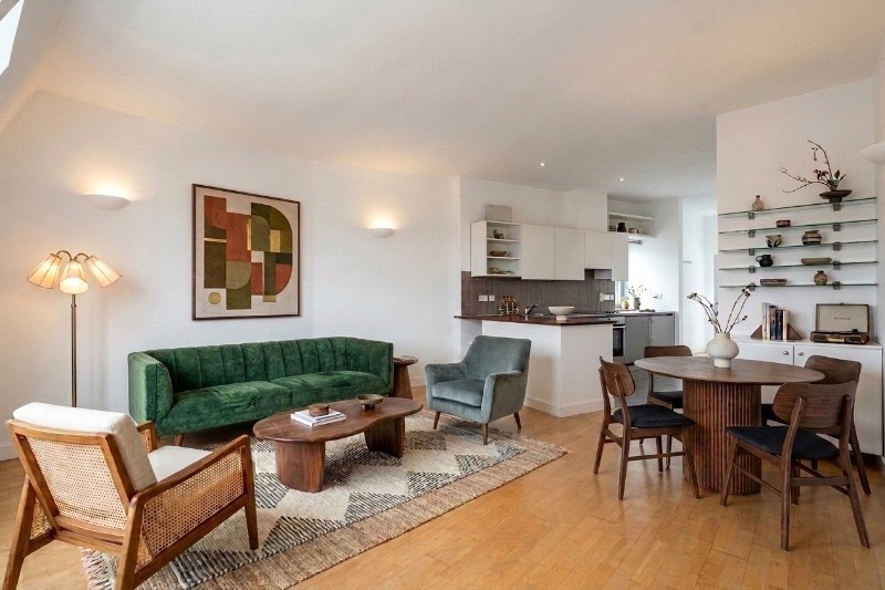 Piano Lane, Carysfort Road, London, N16